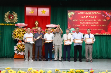 CLB Công an hưu trí Khối XDLL Khu vực phía Nam gặp mặt mừng Đảng, mừng xuân Giáp Thìn 2024