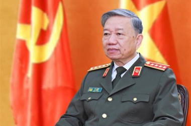 Tiếp tục vượt qua thách thức, thực hiện tốt nhiệm vụ bảo vệ an ninh, trật tự năm 2024