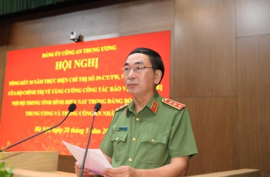 Tiếp tục coi trọng và nâng cao hơn nữa về nhận thức “chính trị nội bộ và công tác bảo vệ chính trị nội bộ”