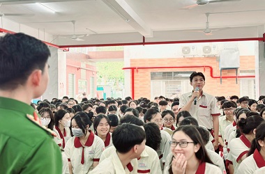 Nâng cao kiến thức phòng, chống ma túy cho các em học sinh